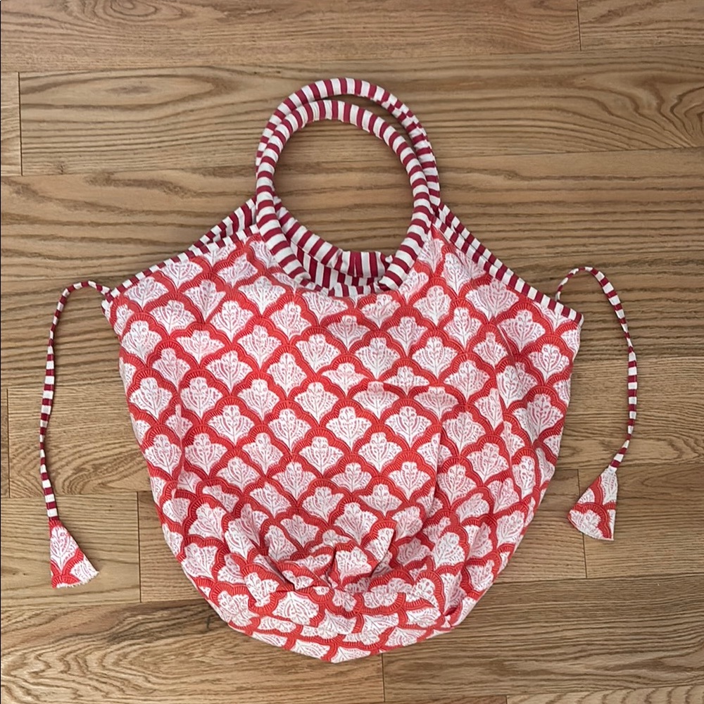 Roller Rabbit Gemina Bondi bag in excellent condition